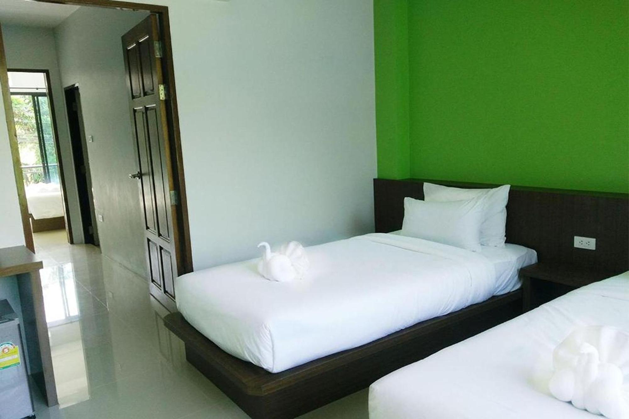 Friendly Hotel Krabi town Buitenkant foto