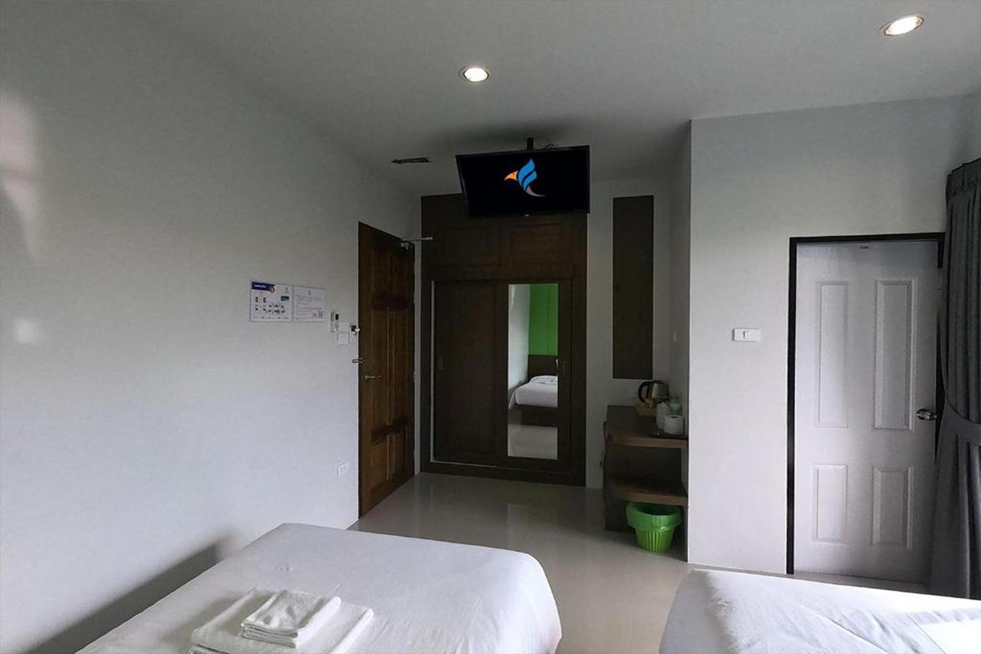Friendly Hotel Krabi town Buitenkant foto