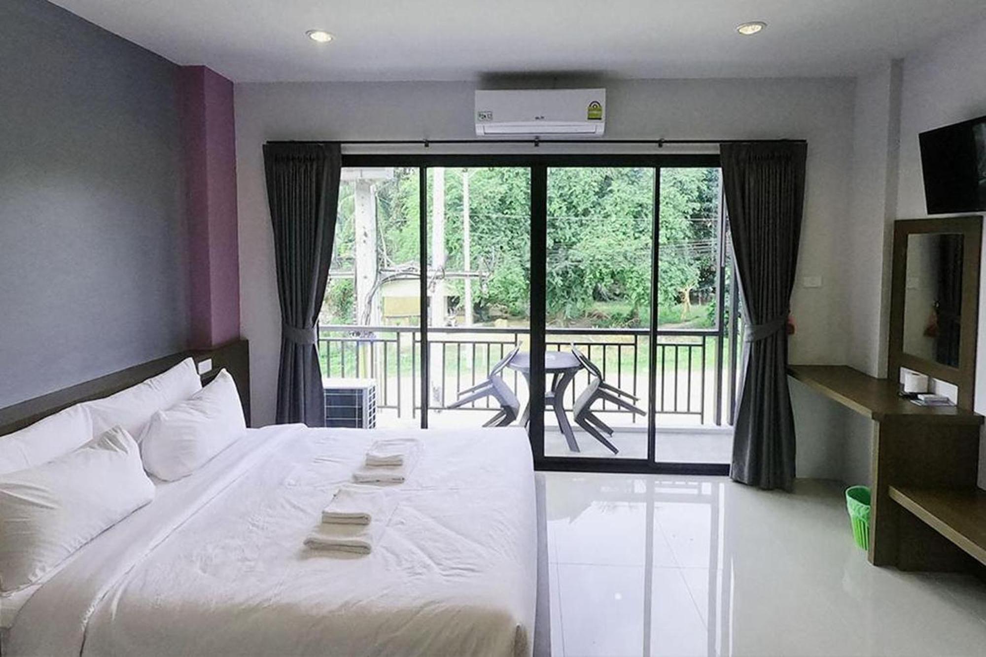Friendly Hotel Krabi town Buitenkant foto