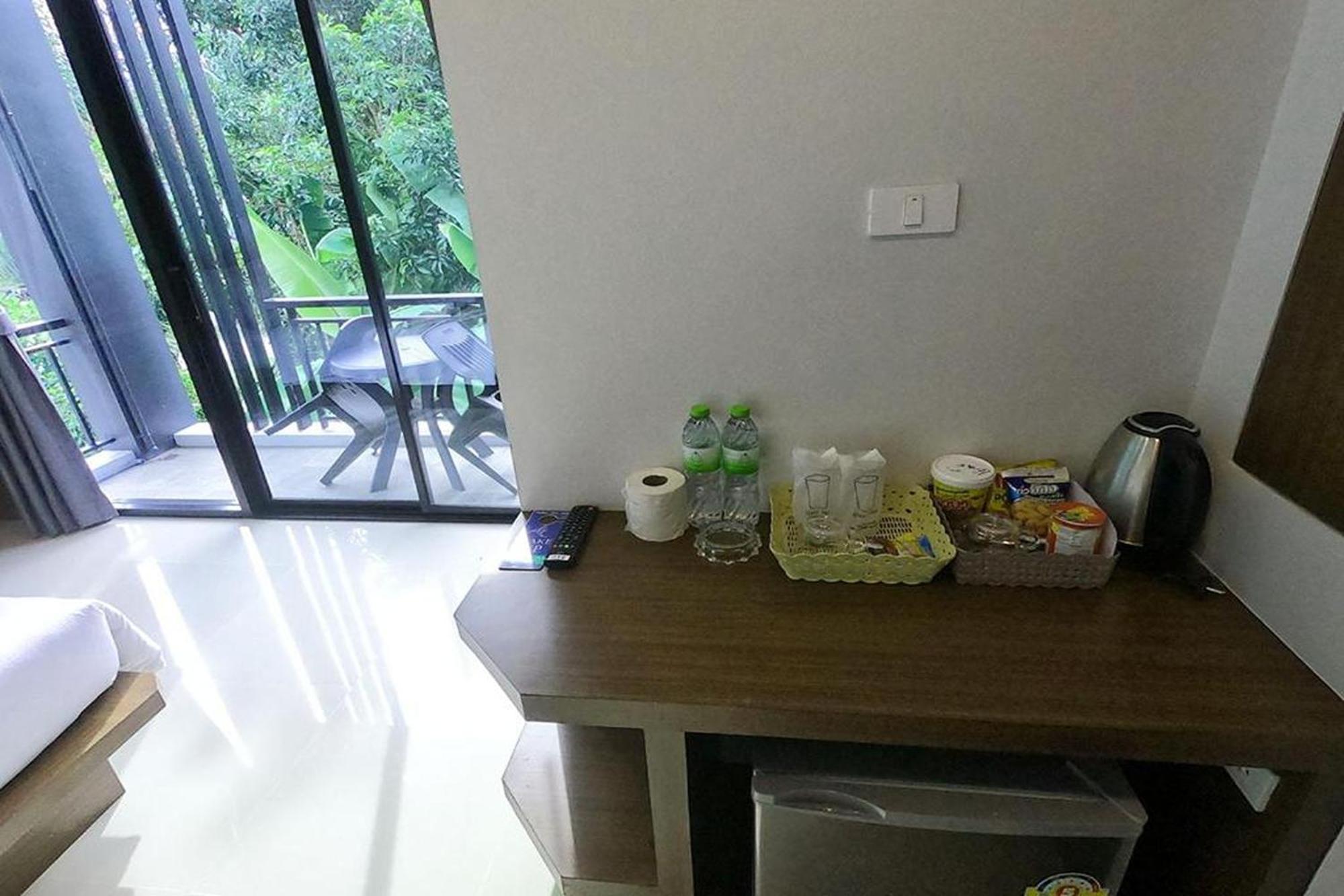 Friendly Hotel Krabi town Buitenkant foto
